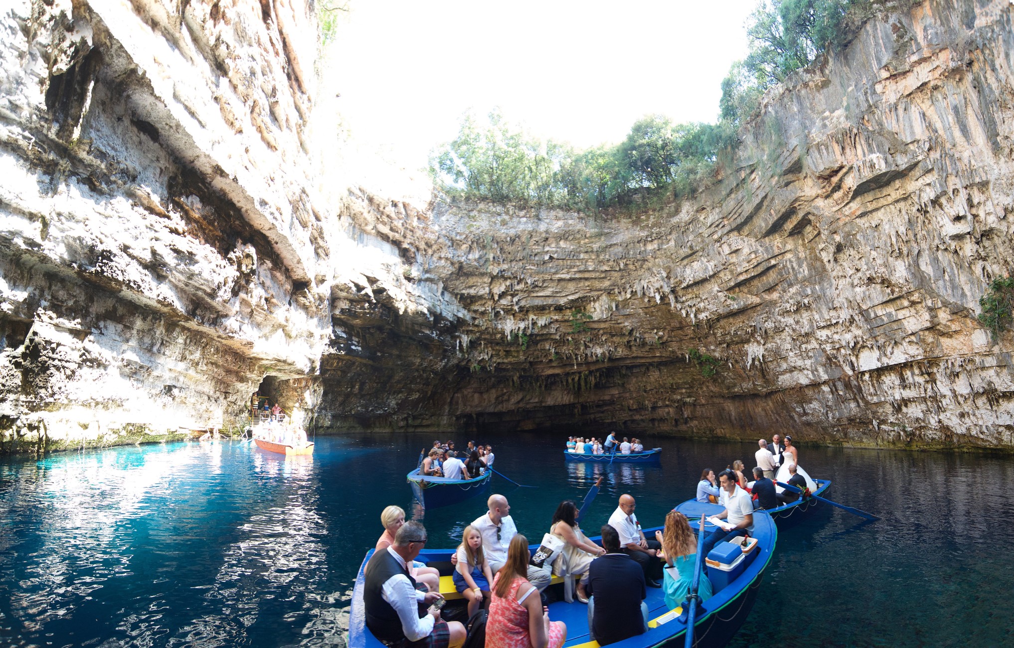 Melissani • Myrtos • Assos Tour